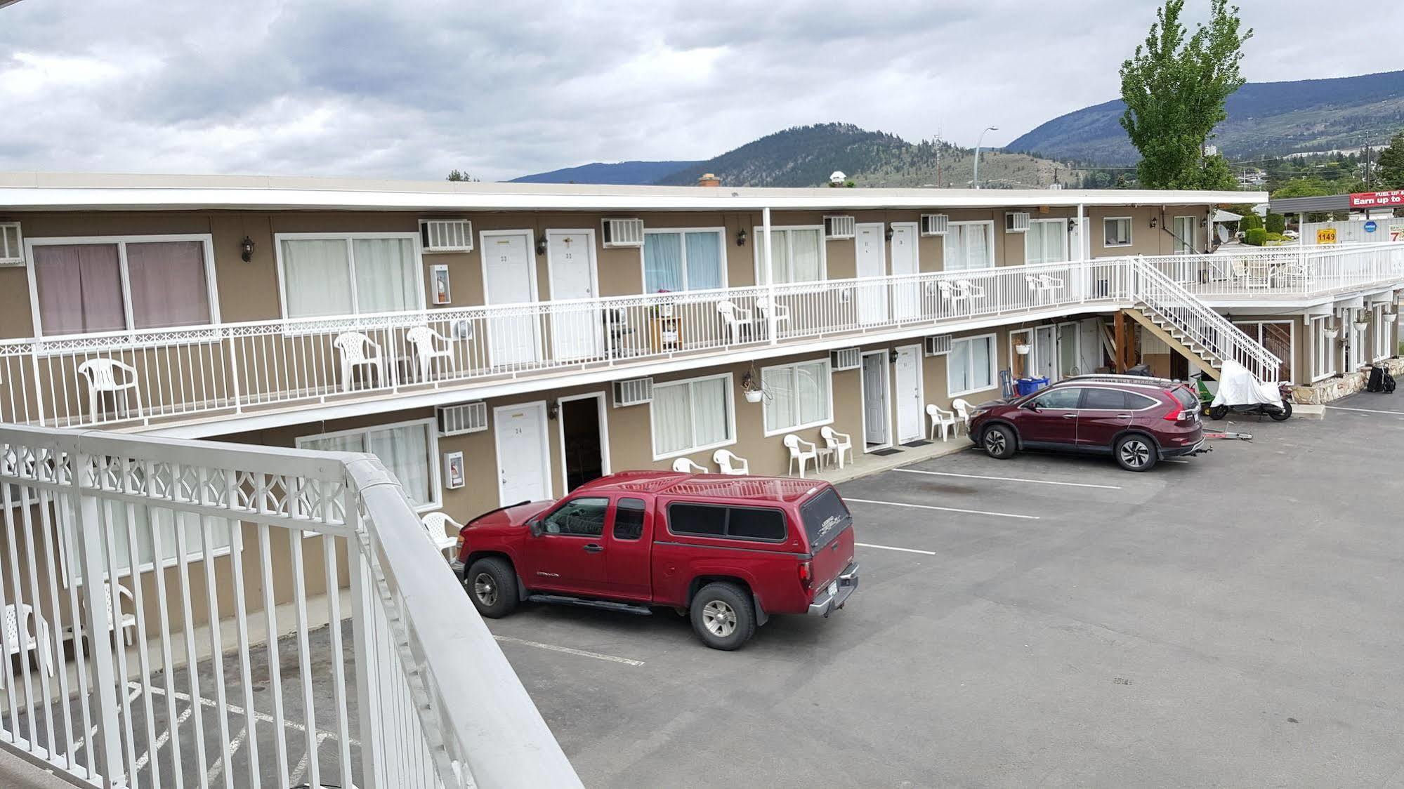 Plaza Motel Penticton Ngoại thất bức ảnh